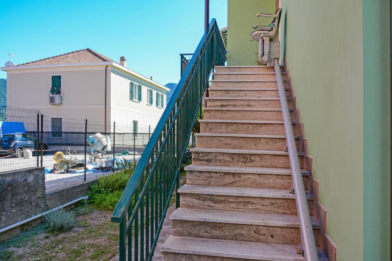 Agriturismo La Casa Degli Zii 알벤가 외부 사진