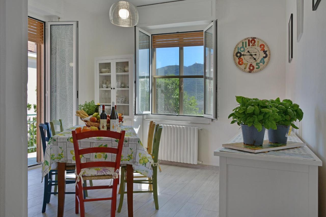 Agriturismo La Casa Degli Zii 알벤가 외부 사진